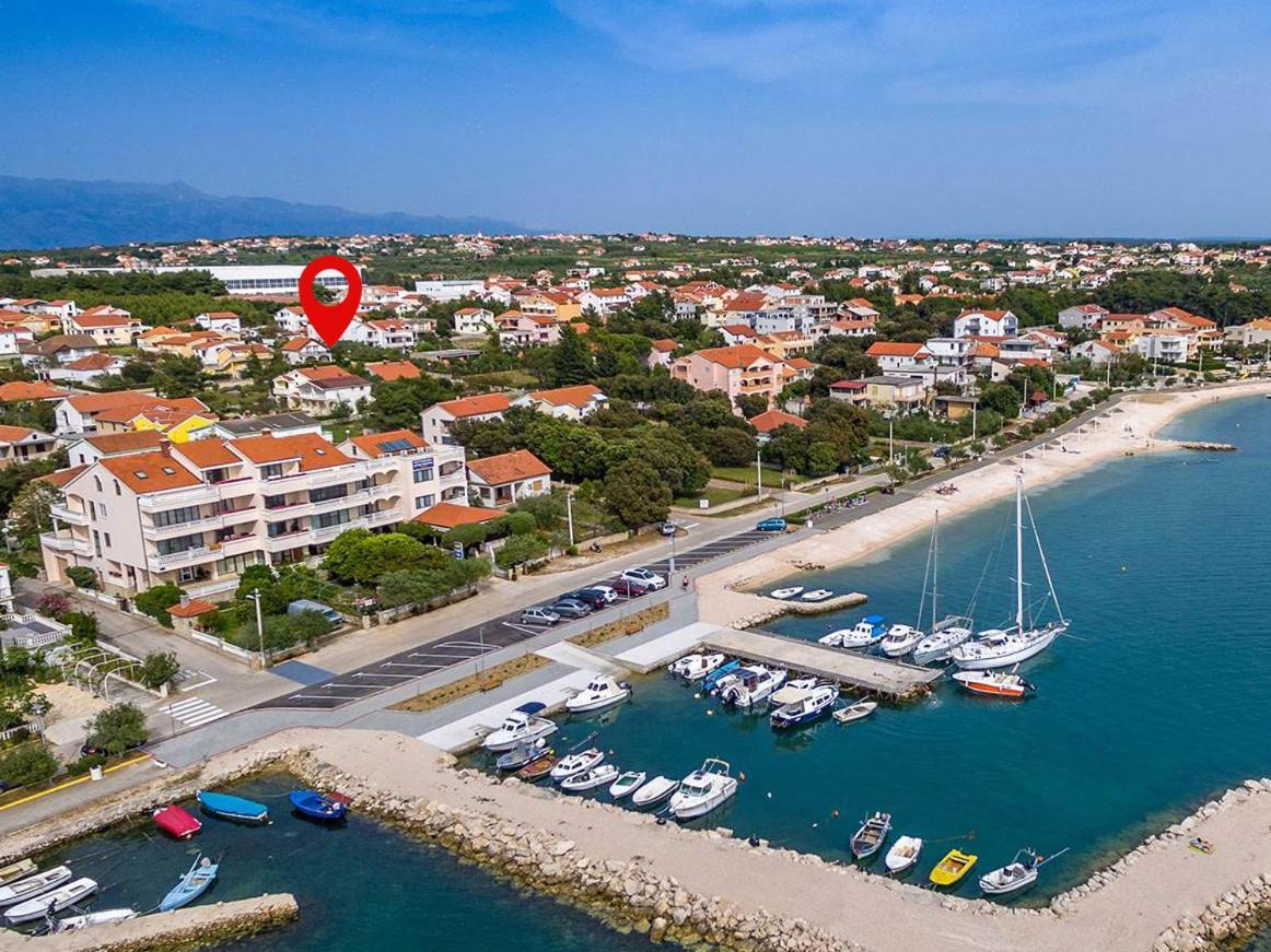 Apartman Milutin Vrsi Buitenkant foto