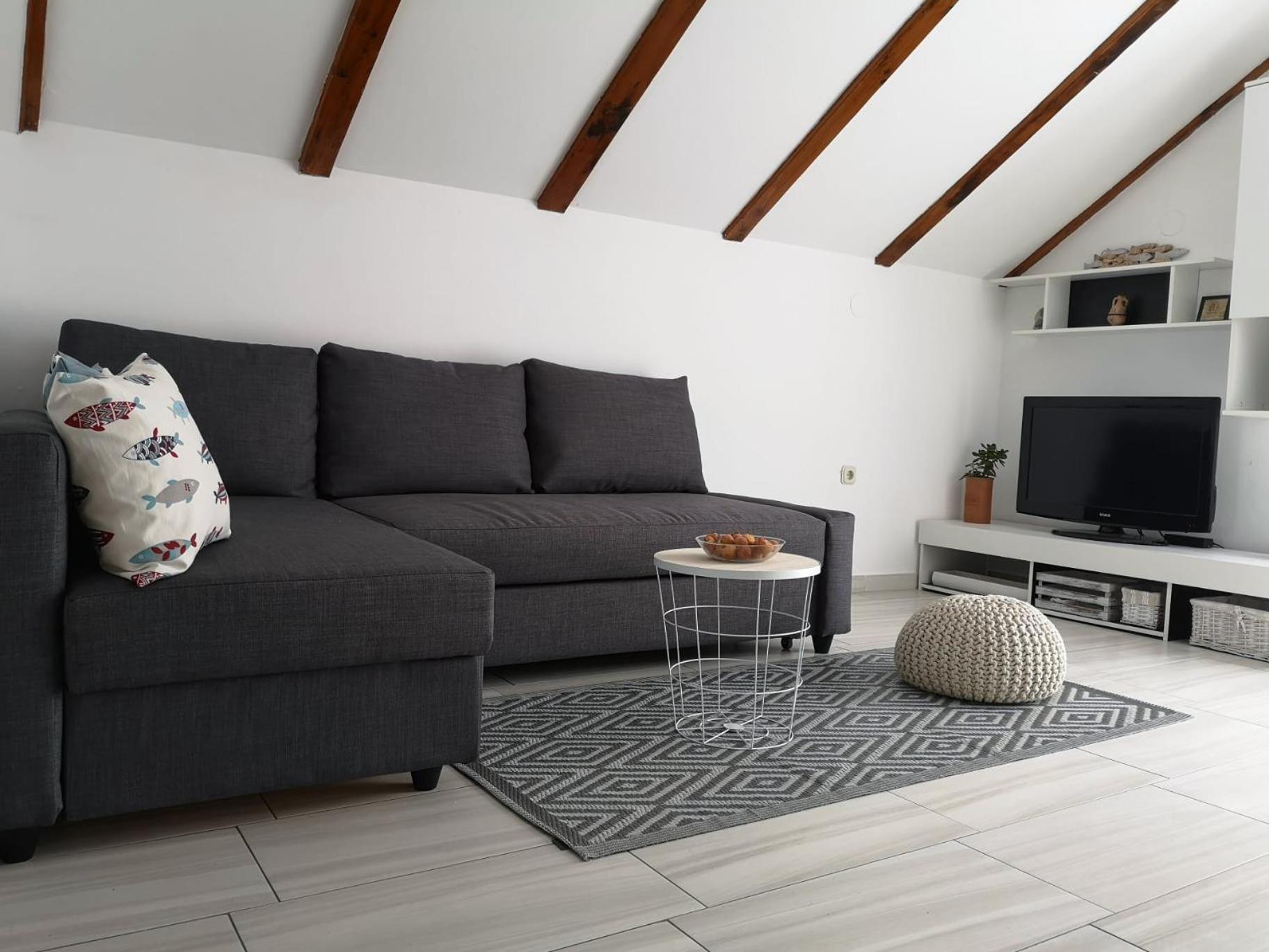 Apartman Milutin Vrsi Buitenkant foto