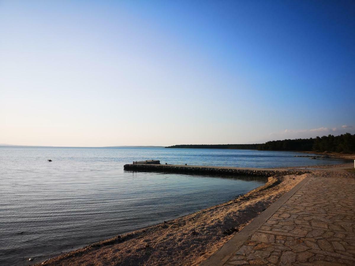 Apartman Milutin Vrsi Buitenkant foto